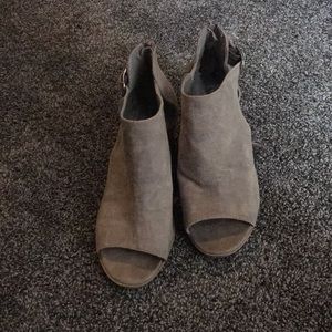 Carlos open toed heels